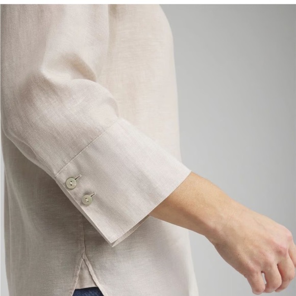 Chicos Beige No Iron™ Linen 3/4 Sleeve button down Shirt Size 12 - Picture 3 of 7